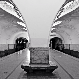 Illustration for article titled Russian Underground Stations Look Even More Stunning In Black and White